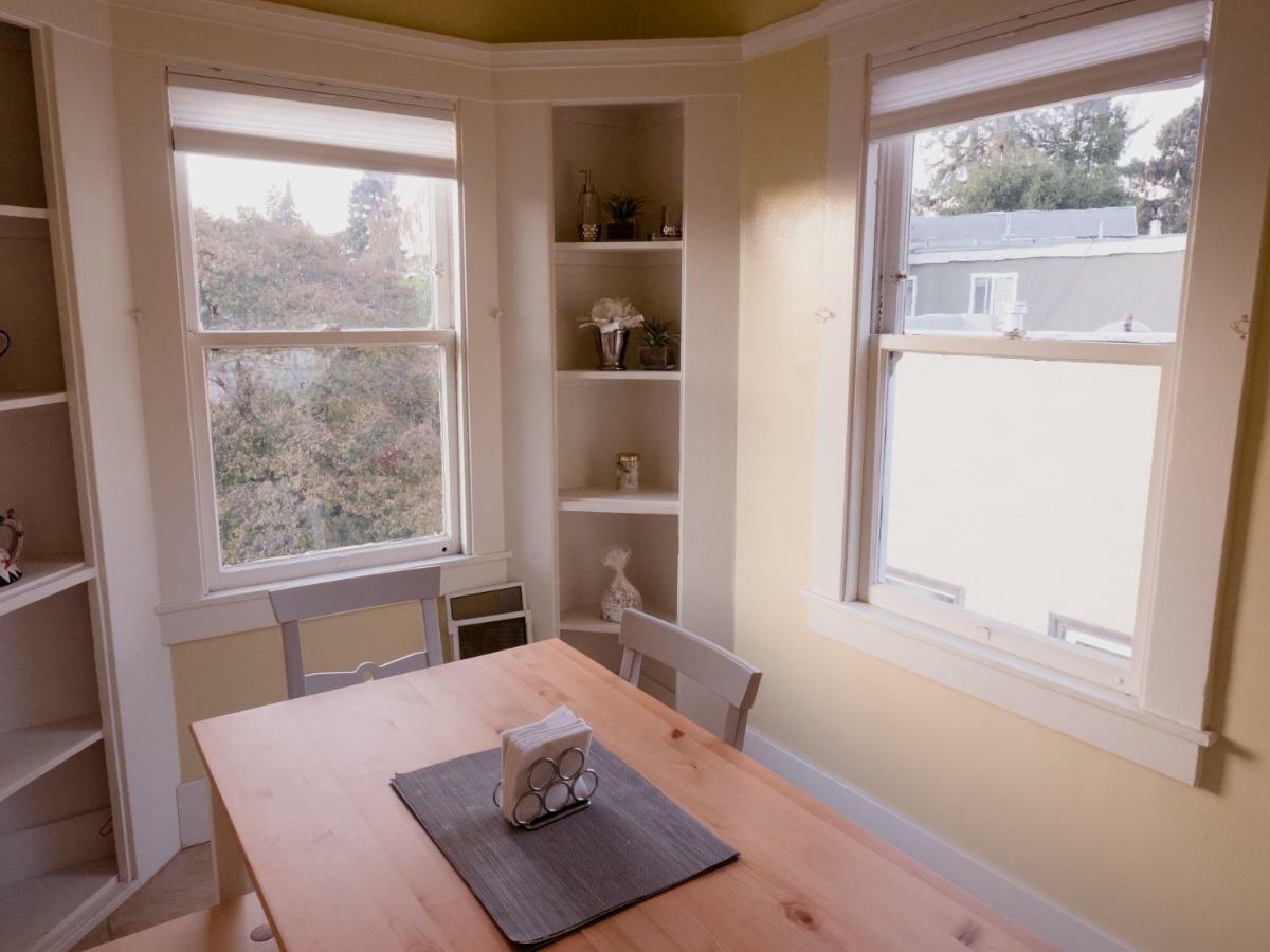 Spacious, Sunny House In Berkeley/Oakland Rockridge Eksteriør billede